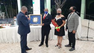 Sociedad Dominicana de Urología reconoce trayectoria Brígido Montás