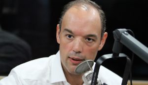 BARAHONA: Senador reitera llamado intervengan provincia por la Covid-19