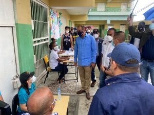 Ministro resalta brigadas del MOPC vacunaron a más de 45 mil en SDN Ministro resalta brigadas del MOPC vacunaron a más de 45 mil en SDN