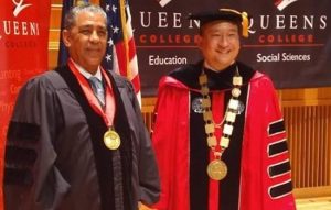 Honran Adriano Espaillat con Medalla Presidente de Queens College 2021