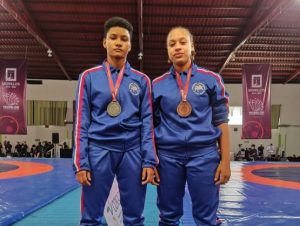 Yailin Jiménez y Gloria Segura ganan medallas en Panamericano de Lucha