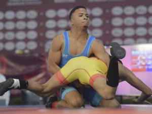 Dominicano Fernando Ferrer gana oro en Panamericano Juvenil de Lucha