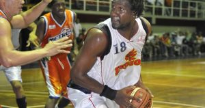 Calero y Pueblo Nuevo disputarán título basket superior Santo Domingo Este