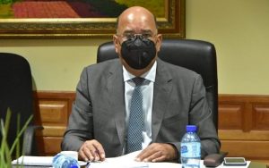 Exministro de Salud pide medidas para enfrentar fiebre porcina en la RD Exministro de Salud pide medidas para enfrentar fiebre porcina en la RD