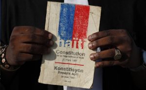 HAITI: Gobierno retoma proyecto constitucional y reúne a redactores