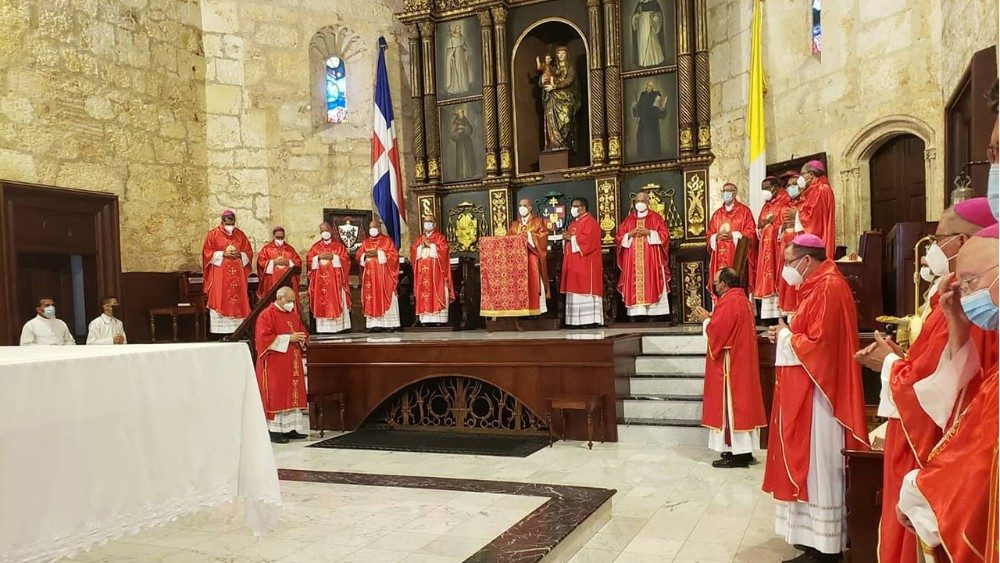 VATICANO: Obispos RD piden colaborar en la renovación eclesial del Papa imagen