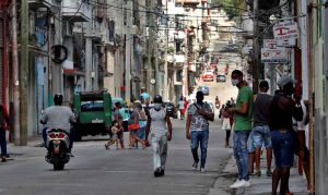 Cuba reporta récord casos de covid-19 y muertes por tercer día consecutivo