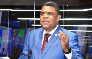 Diputado critica servicio del 911 tras lo ocurrido con Johnny Ventura Diputado critica servicio del 911 tras lo ocurrido con Johnny Ventura