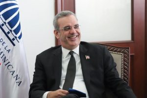 OPINION: Abinader afianza sus anclas en Santiago