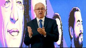 Domínguez emplaza Gobierno ser más solidario con la población