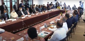 Luis, Leonel, Vargas y Danilo: los grandes ausentes del diálogo