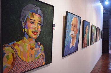 Exposición de pintor banilejo llega al Museo de las  Casas Reales 
