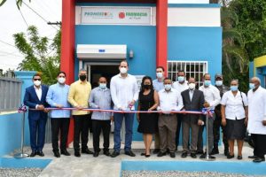 Promese/Cal inaugura Farmacias del Pueblo en Sánchez Ramírez