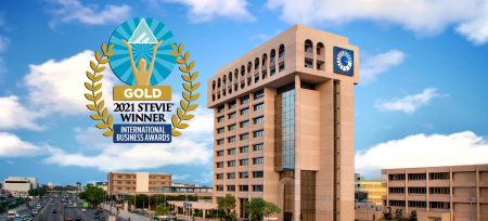 “El Lado Positivo” del Popular gana oro premios Stevie Awards