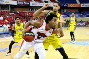 Leones y los Soles de Santo Domingo ganan en la Liga Nacional Baloncesto