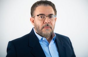 Dice oficializarían a Moreno candidato a senador PRM por DN