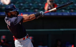 Beisbolista dominicano Amed Rosario celebra hazaña en MLB