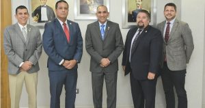 Jefe regional de DEA y agentes se reúnen con Presidente de DNCD