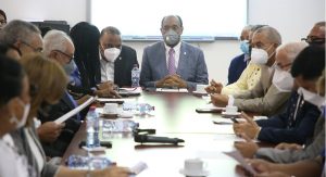 Grupo diputados quiere censurar «obscenidades» música urbana