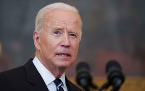 EEUU: 18 estados demandan al Gobierno Biden por exigir vacunas