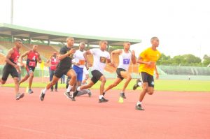 Armada gana atletismo de juegos para cadetes y guardiamarinas