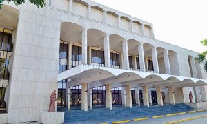 Diputados designan como Johnny Pacheco el Gran Teatro del Cibao