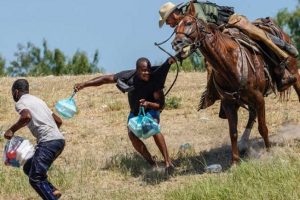 Califican de cacería humana trato de guardias fronterizos haitianos