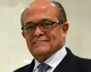 Si hay un dolor de cabeza se necesita la evaluación por manos experimentadas