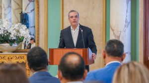 Abinader reitera compromiso de erradicar delitos y otros males RD