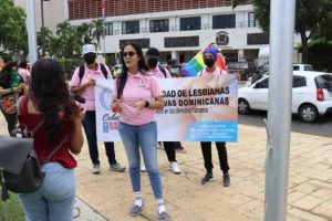 Estudio demuestra la exclusión social a personas gays en la RD