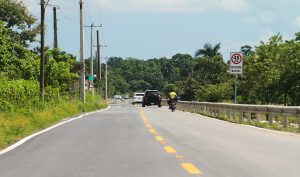 Presidente inaugura carretera en Villa Riva; costó RD$95 millones  