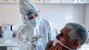 Significativo descenso Covid RD; reportan 879 casos y dos muertes