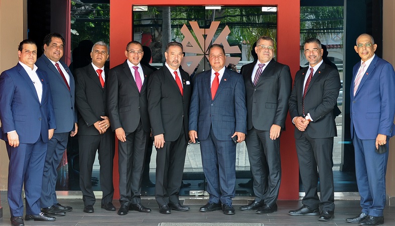 Distribuidores de vehículos piden prudencia, reforma fiscal gradual imagen