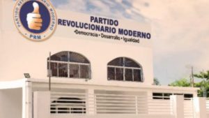 PRM tilda «politiquería» posición PLD sobre patrimonio de Abinader