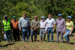 Coca-Cola reforesta cuenca del río Higua en región Norte