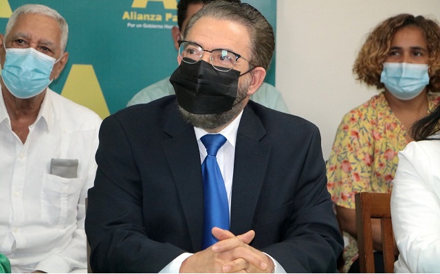 Guillermo Moreno estima que son inadmisible nuevos impuestos imagen
