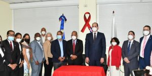 74 mil 995 personas viven con VIH/SIDA en Rep. Dominicana 74 mil 995 personas viven con VIH/SIDA en Rep. Dominicana