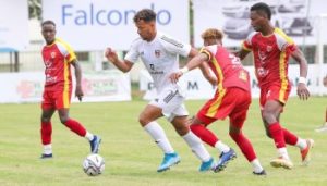Cibao y Vega Real juegan título de campeón del fútbol dominicano