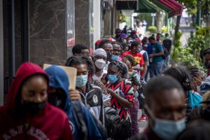 HAITI: La delegación de EEUU se disculpa por el trato a migrantes