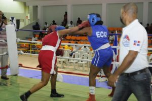 Carrera, Alcántara y De los Santos ganan oro en invitacional de boxeo en Boyá