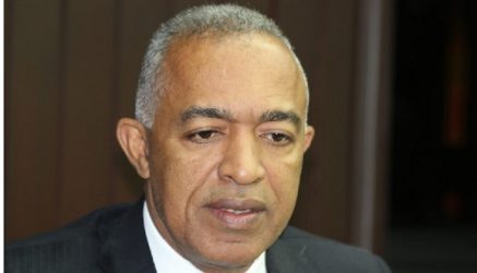 Bertico promete erradicar la violencia contra la mujer en SDE