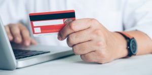 Crecen compras por Internet con tarjetas emitidas por los bancos