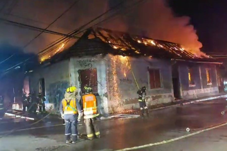 CHILE: 4 fallecidos y 6 heridos en fuego casa de acogida extranjeros imagen