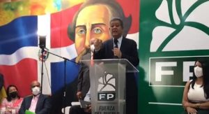 Leonel tilda de «inhumana» la deportación de mujeres haitianas