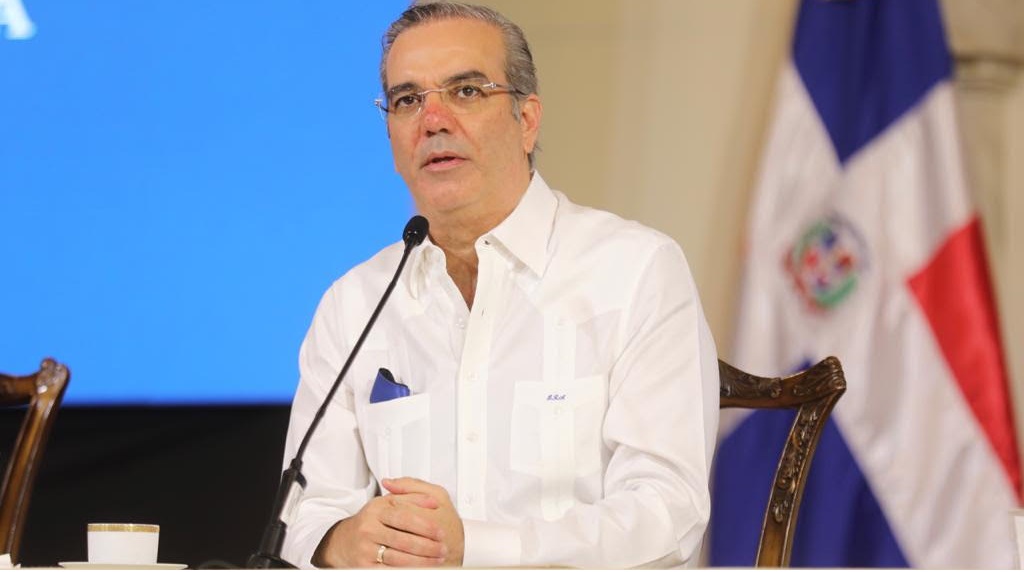 Presidente lamenta accidente en México que incluyó dominicanos imagen
