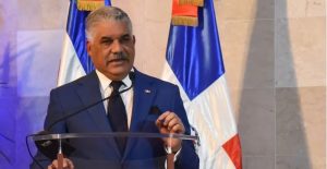 Miguel Vargas aconseja que RD retome el diálogo con Haití