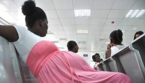 Migración admite que RD deportó cientos de embarazadas haitianas