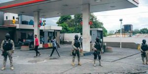 Denuncian robo de combustible en terminal petrolera de Haití