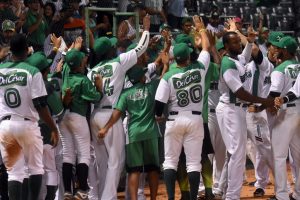 Estrellas Orientales continúa al frente béisbol de R.Dominicana