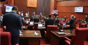 Senado rinde homenaje póstumo a su expresidente Reinaldo Pared